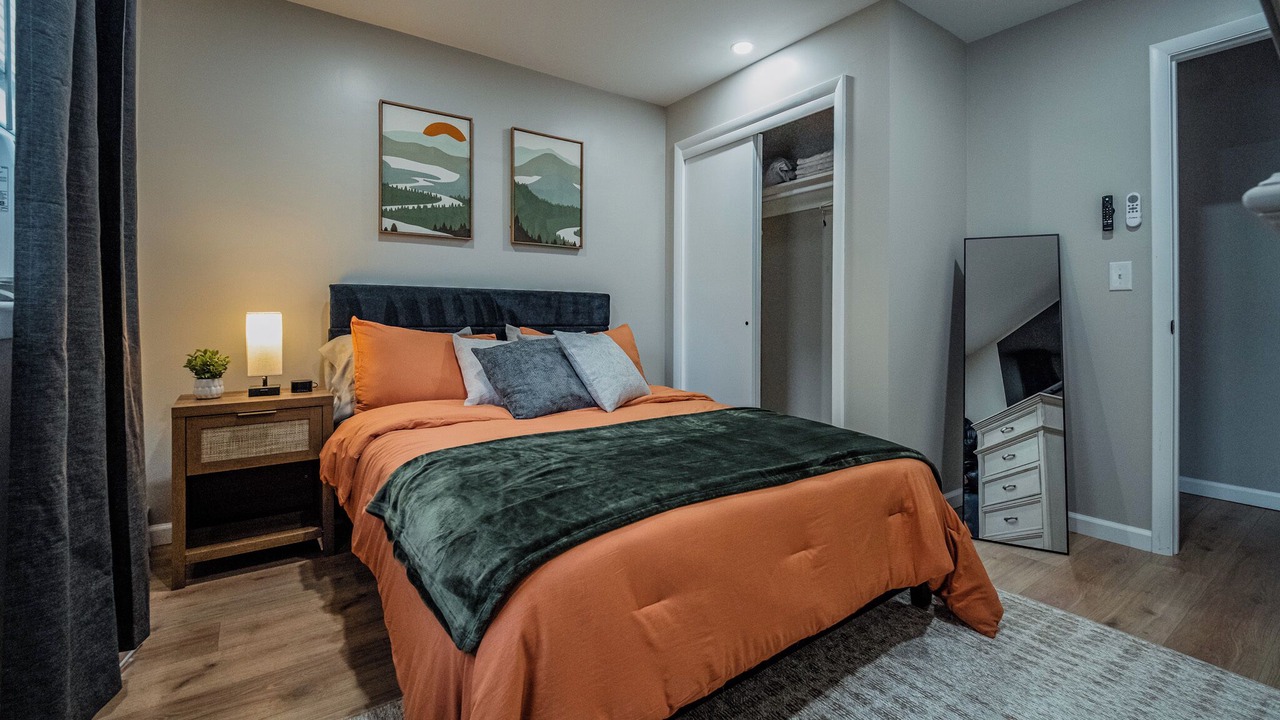 Photo of Bedroom in Saddle Brook