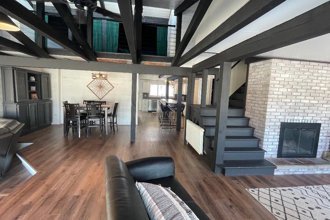 Photo of Livingroom in Northville