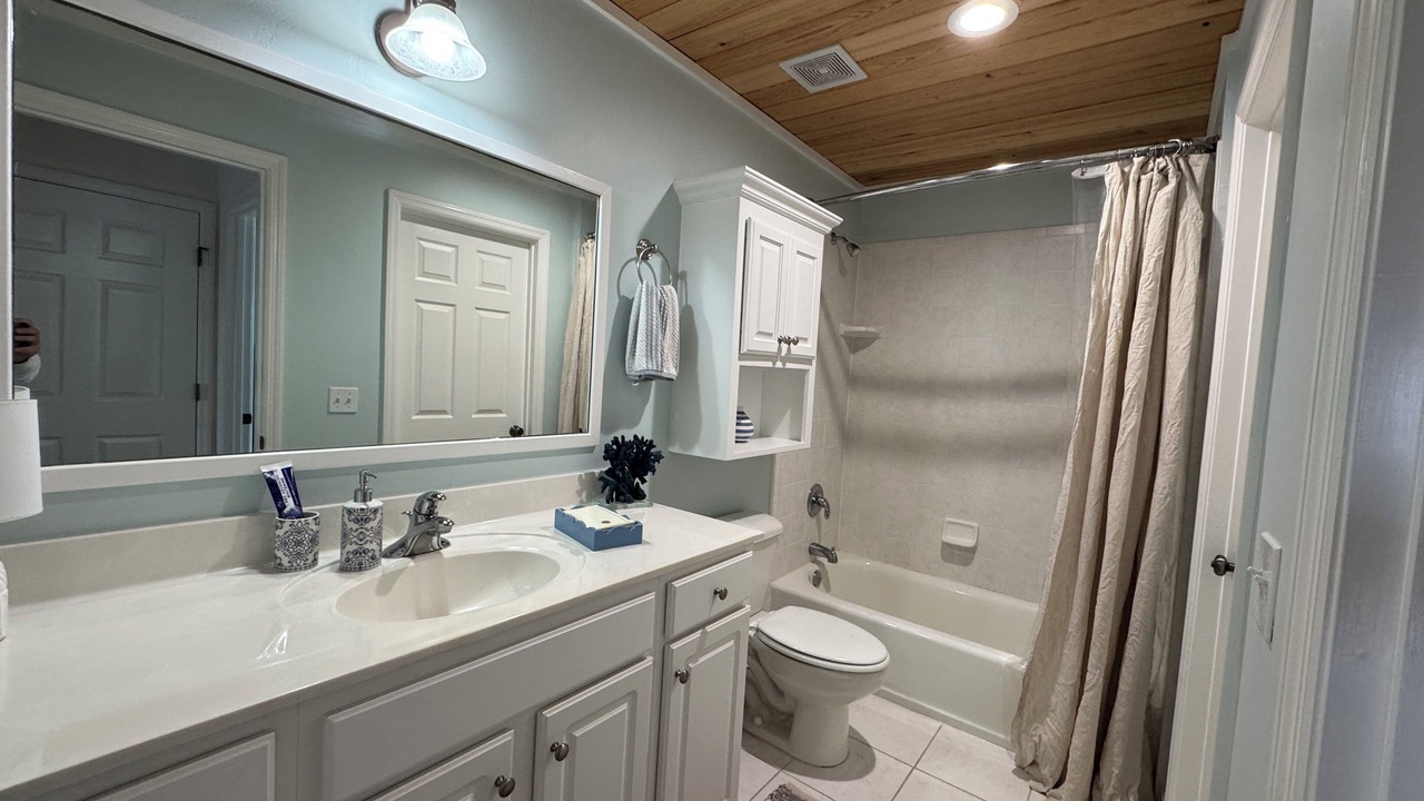 Photo of Bathroom in Alligator Point