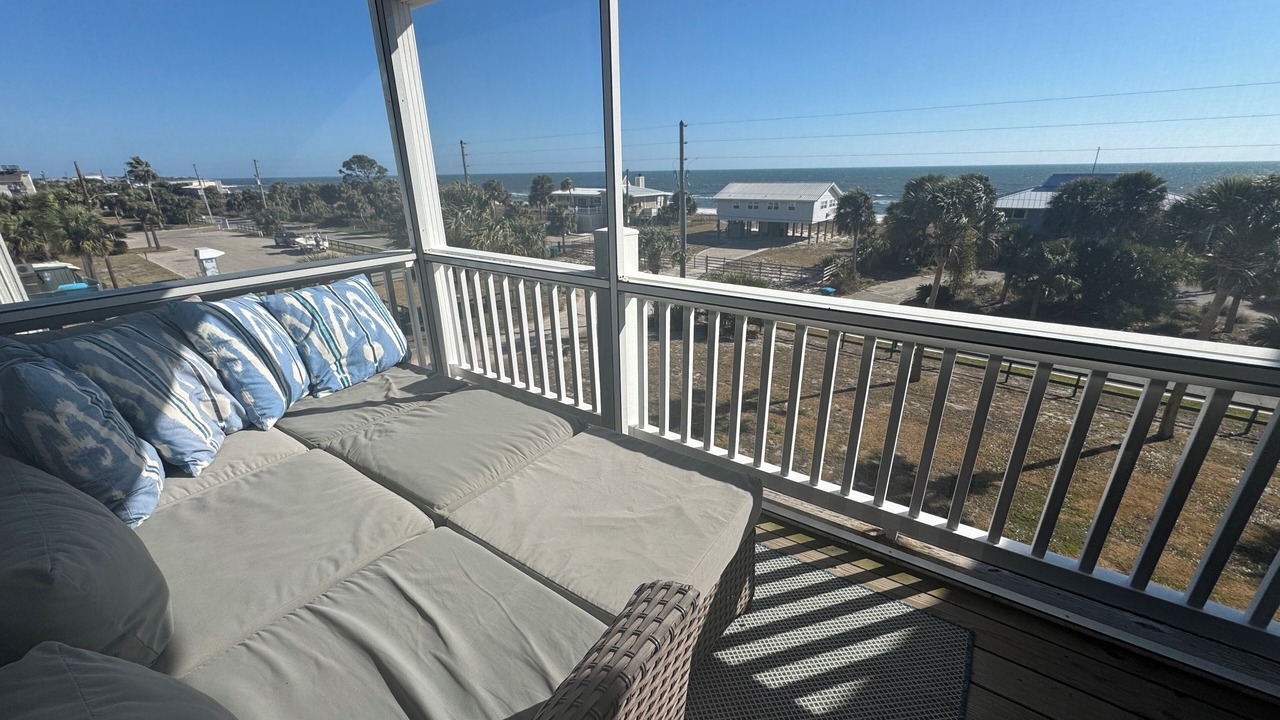 Photo of Patio Balcony in Alligator Point