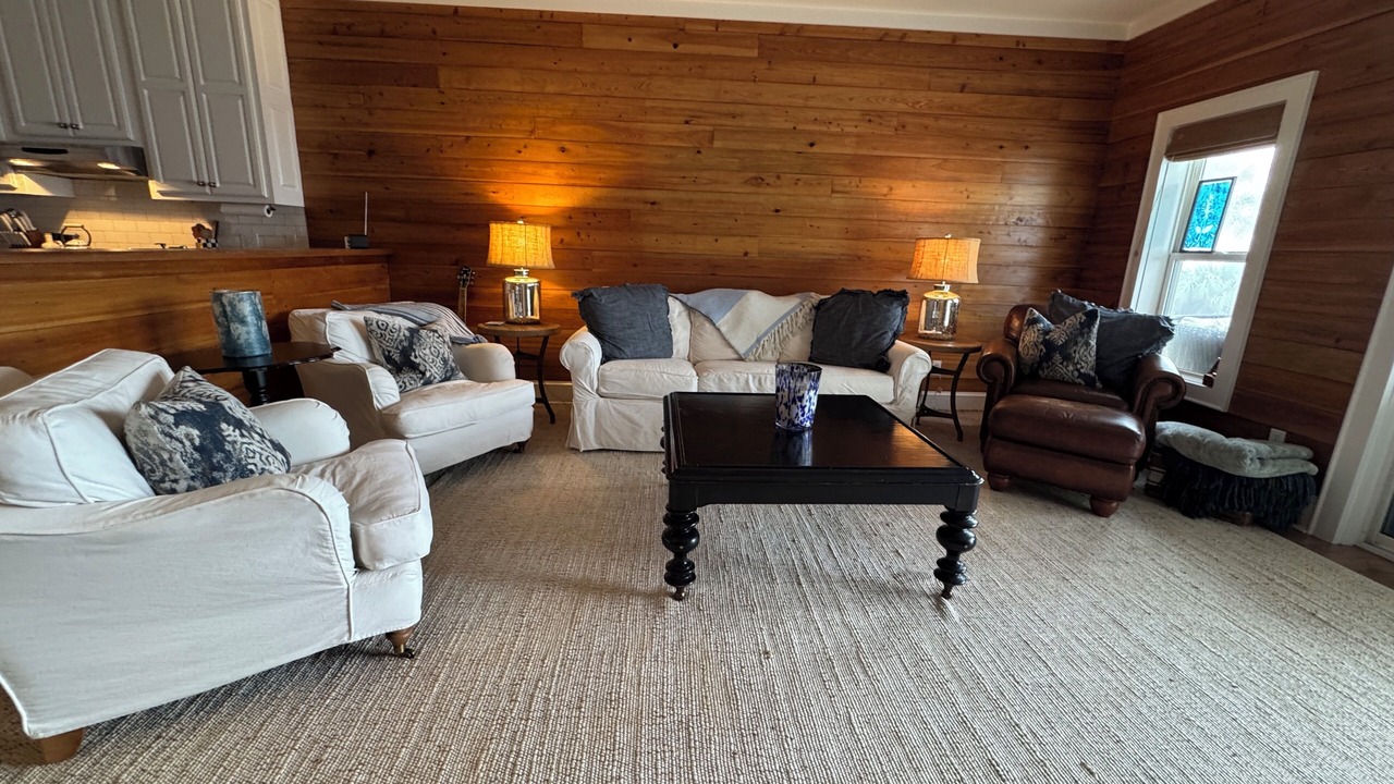 Photo of Bedroom in Alligator Point