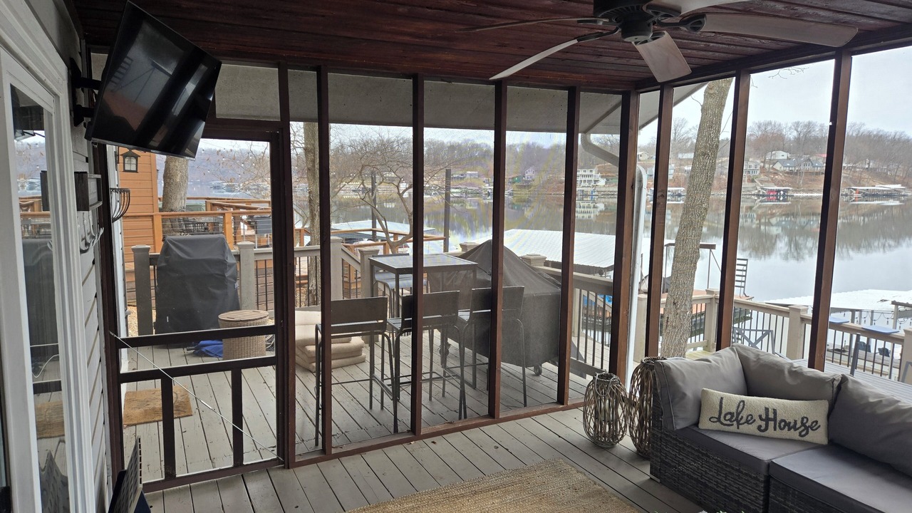 Photo of Livingroom in Lake of the Ozarks