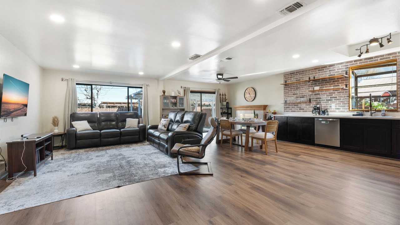 Photo of Livingroom in Rancho Cordova