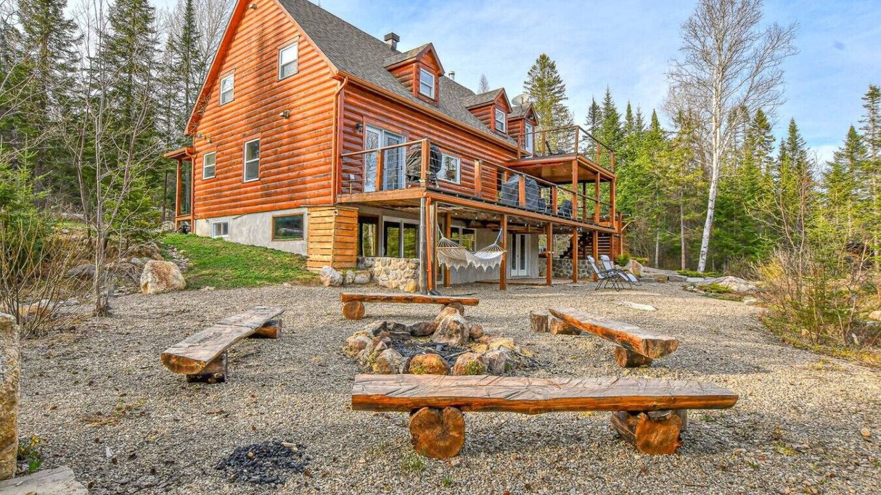Photo of Outdoor in Notre-Dame-de-la-Merci