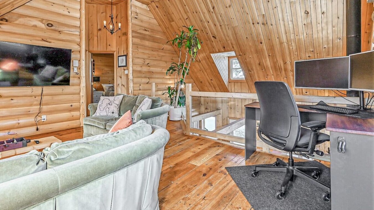 Photo of Livingroom in Notre-Dame-de-la-Merci