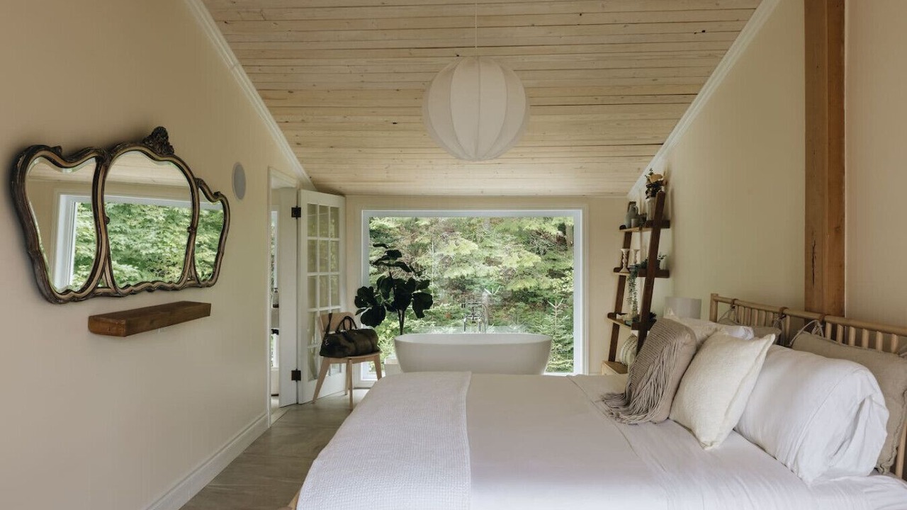 Photo of Bedroom in Val Morin