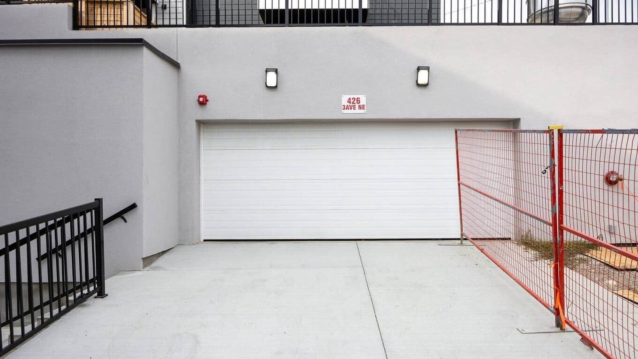 Photo of Outdoor in Crescent Heights