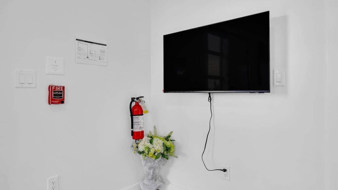 Photo of Others in Crescent Heights