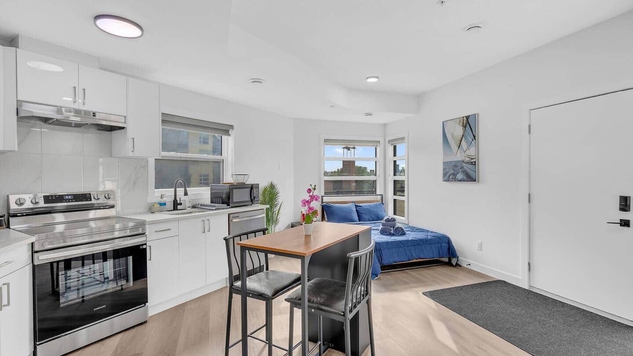 Photo of Others in Crescent Heights