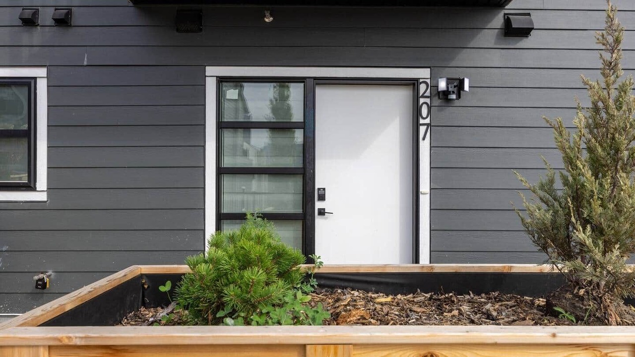 Photo of Outdoor in Crescent Heights