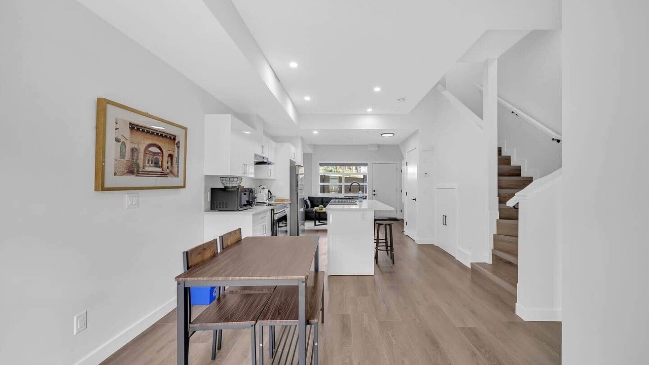 Photo of Others in Crescent Heights