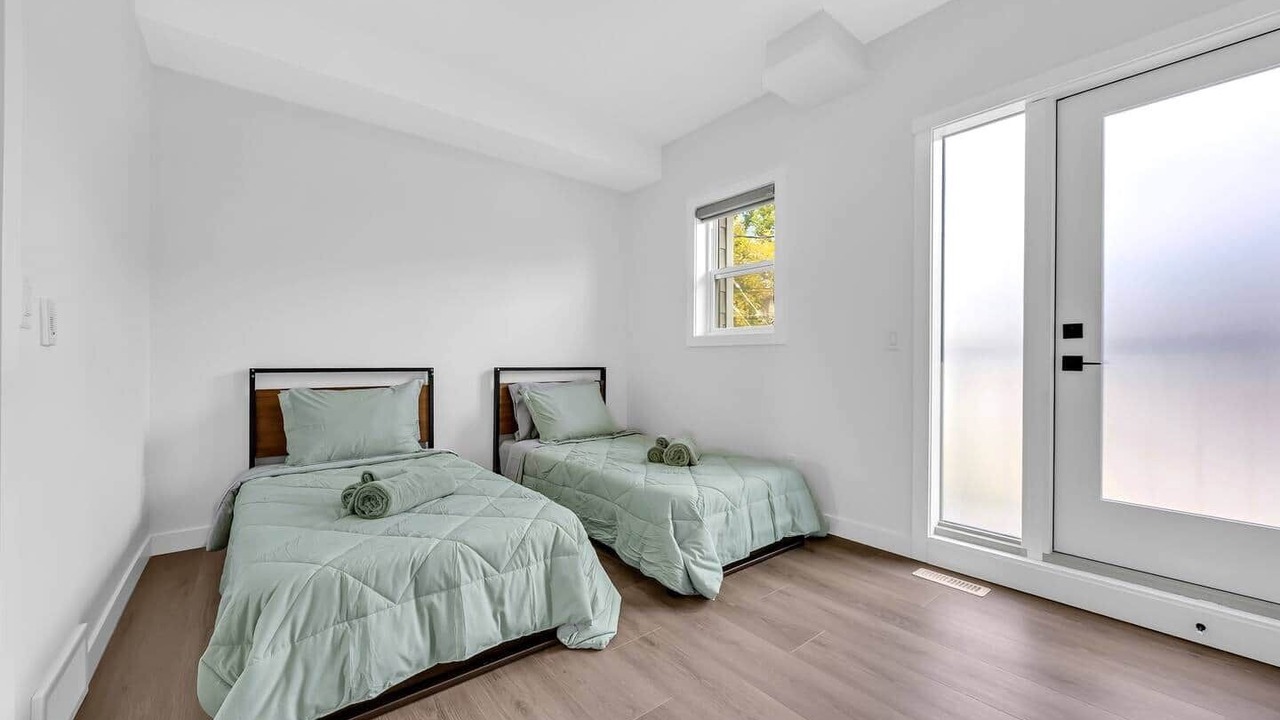 Photo of Bedroom in Crescent Heights