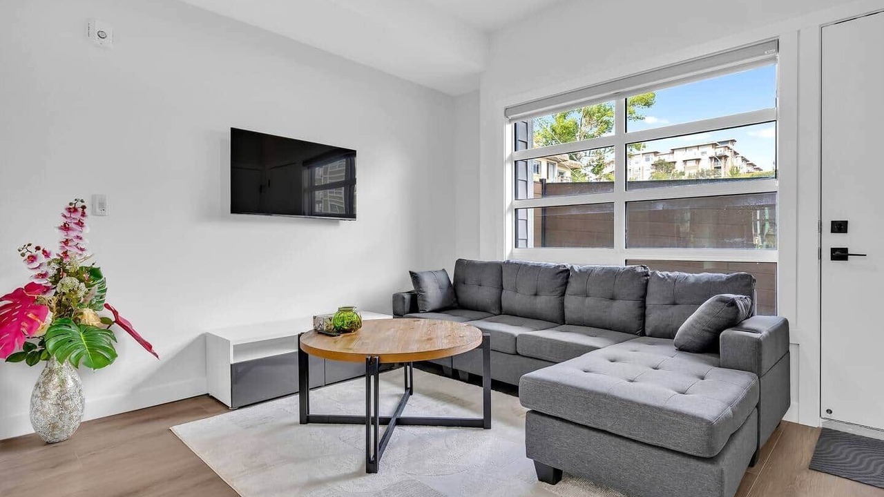 Photo of Livingroom in Crescent Heights