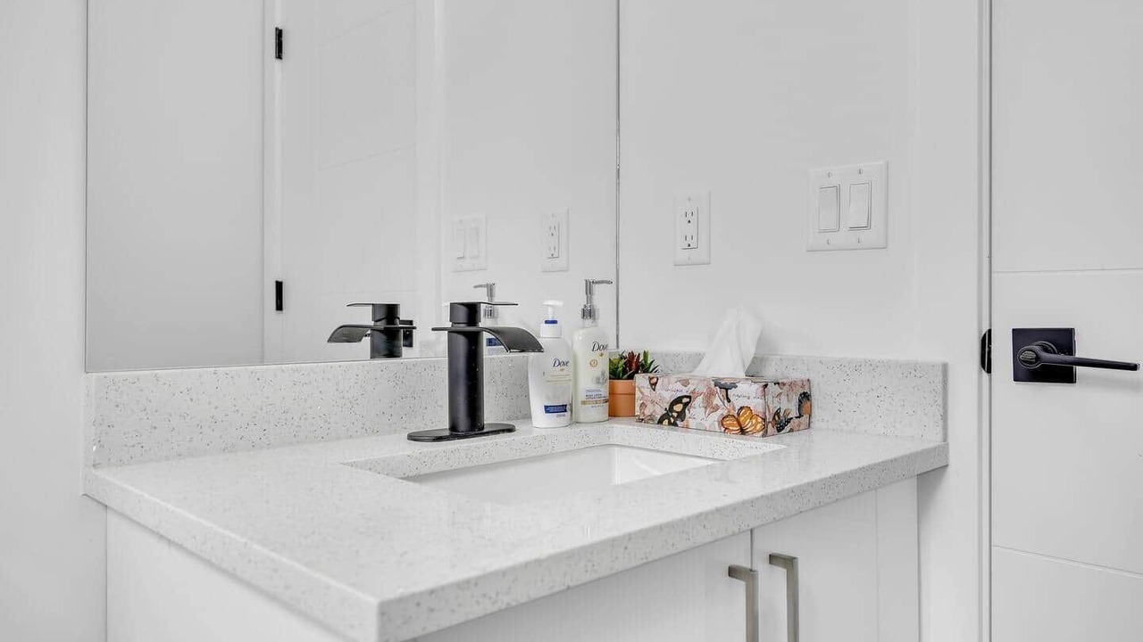 Photo of Bathroom in Crescent Heights