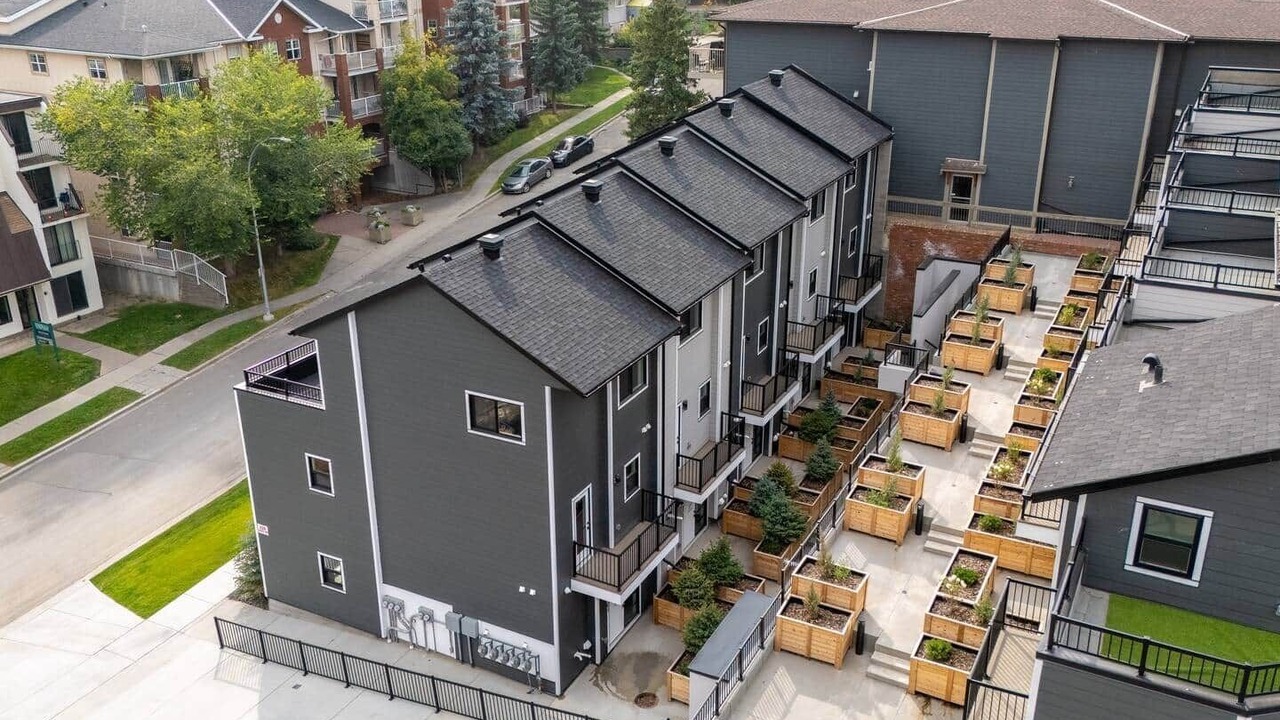 Photo of Outdoor in Crescent Heights