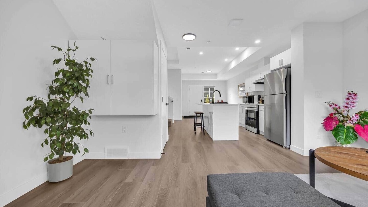 Photo of Livingroom in Crescent Heights