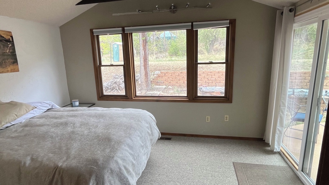 Photo of Bedroom in Lower Arapahoe