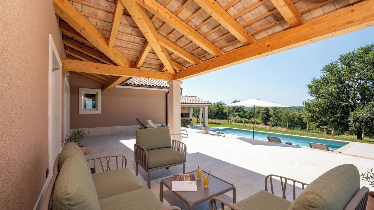 Photo of Patio Balcony in Beram