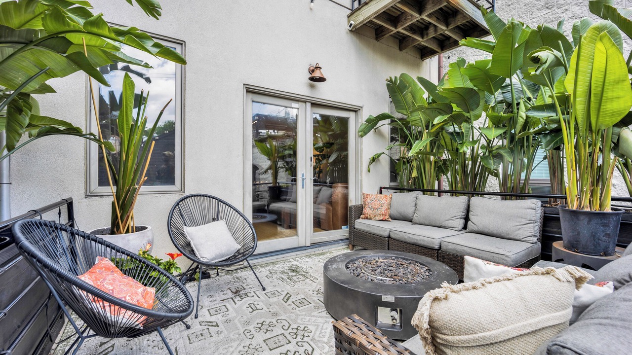 Photo of Patio Balcony in Wicker Park