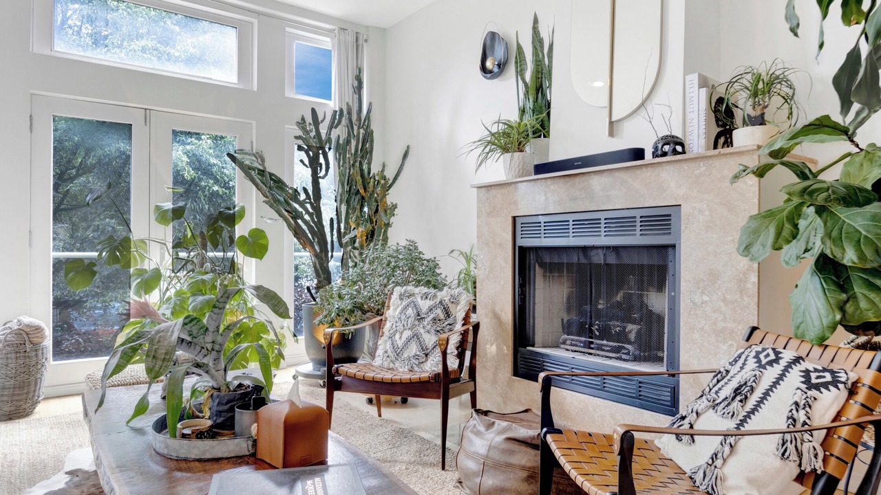 Photo of Livingroom in Wicker Park