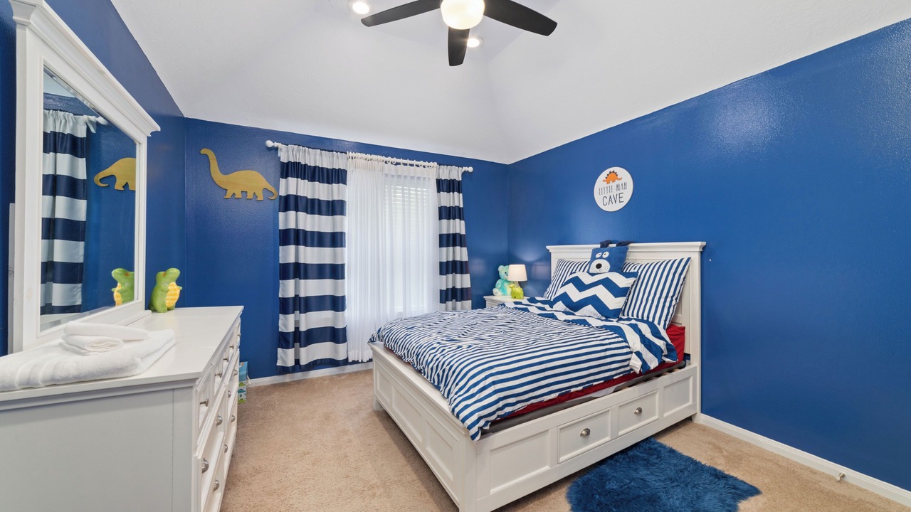 Photo of Bedroom in Clodine