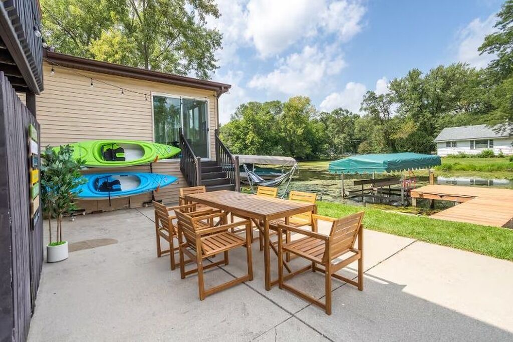 Photo of Outdoor in Pistakee Highlands