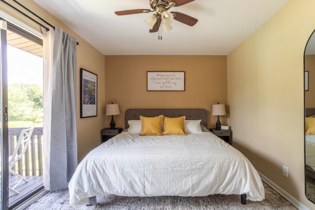 Photo of Bedroom in Pistakee Highlands