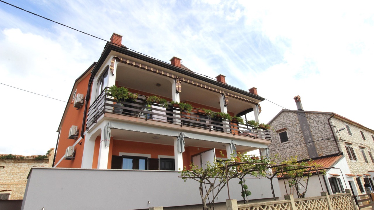 Photo of Outdoor in Seget