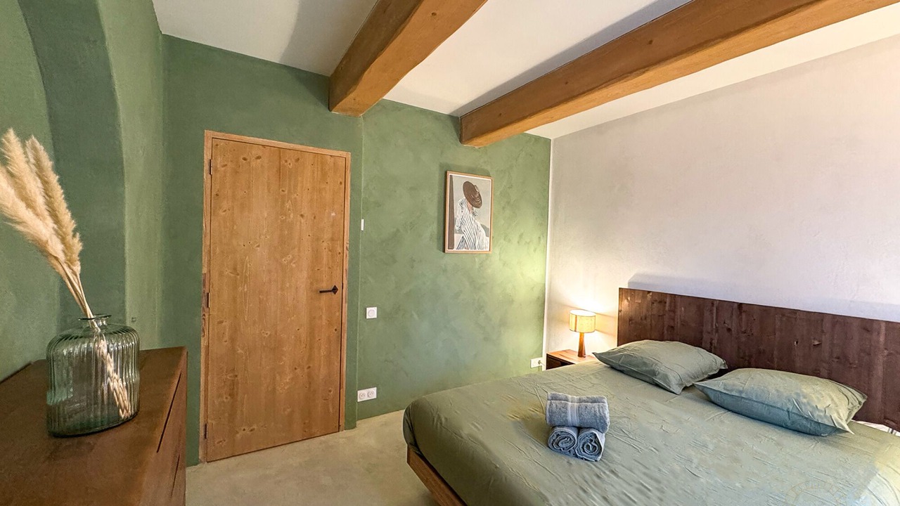 Photo of Bedroom in Saint-Laurent-La-Vernede