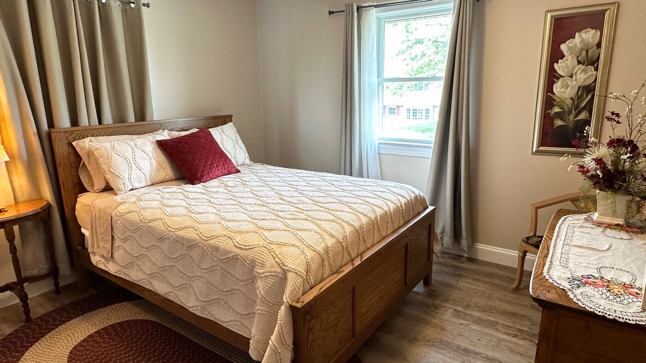 Photo of Bedroom in Ronks