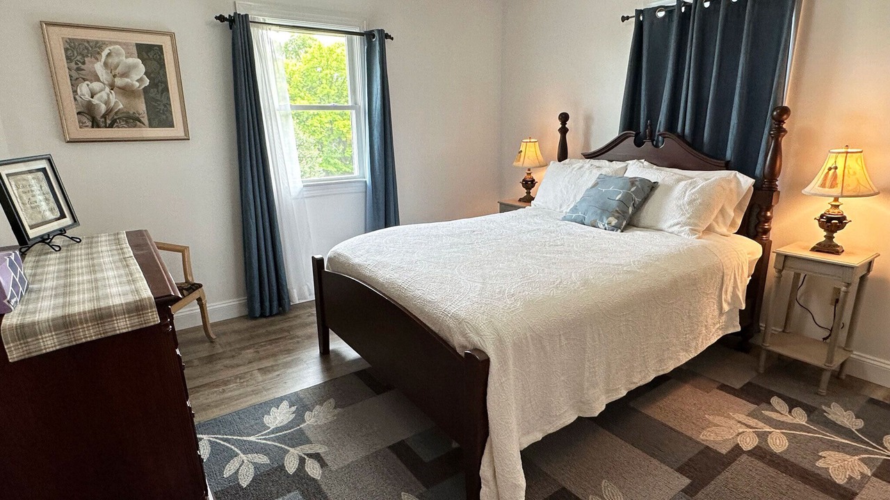 Photo of Bedroom in Ronks