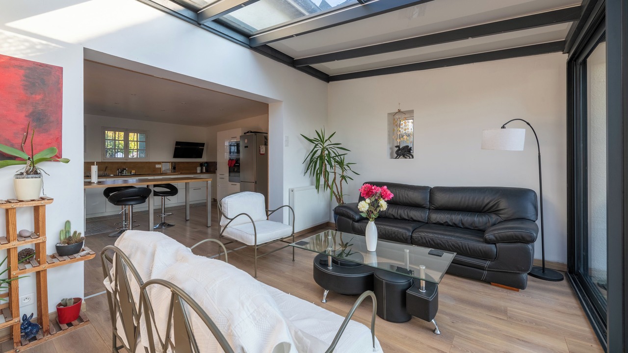 Photo of Livingroom in Donnemarie-Dontilly