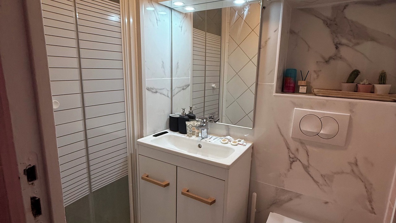 Photo of Bathroom in Savigny-sur-Orge