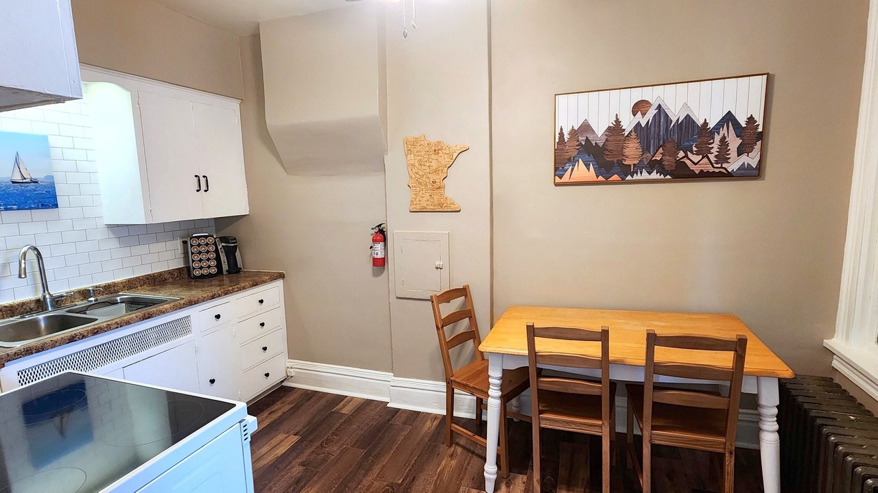 Photo of Kitchen in East Hillside