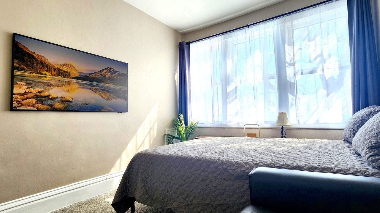 Photo of Bedroom in East Hillside
