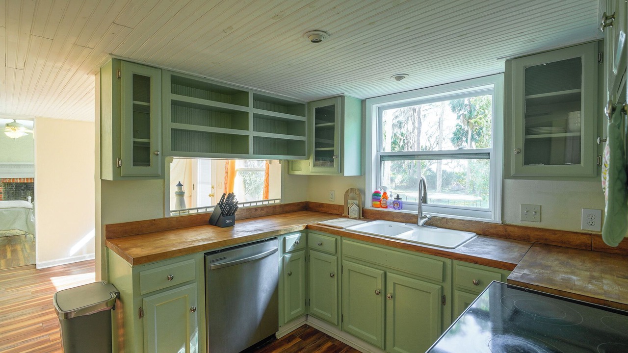 Photo of Kitchen in Country Club Estates