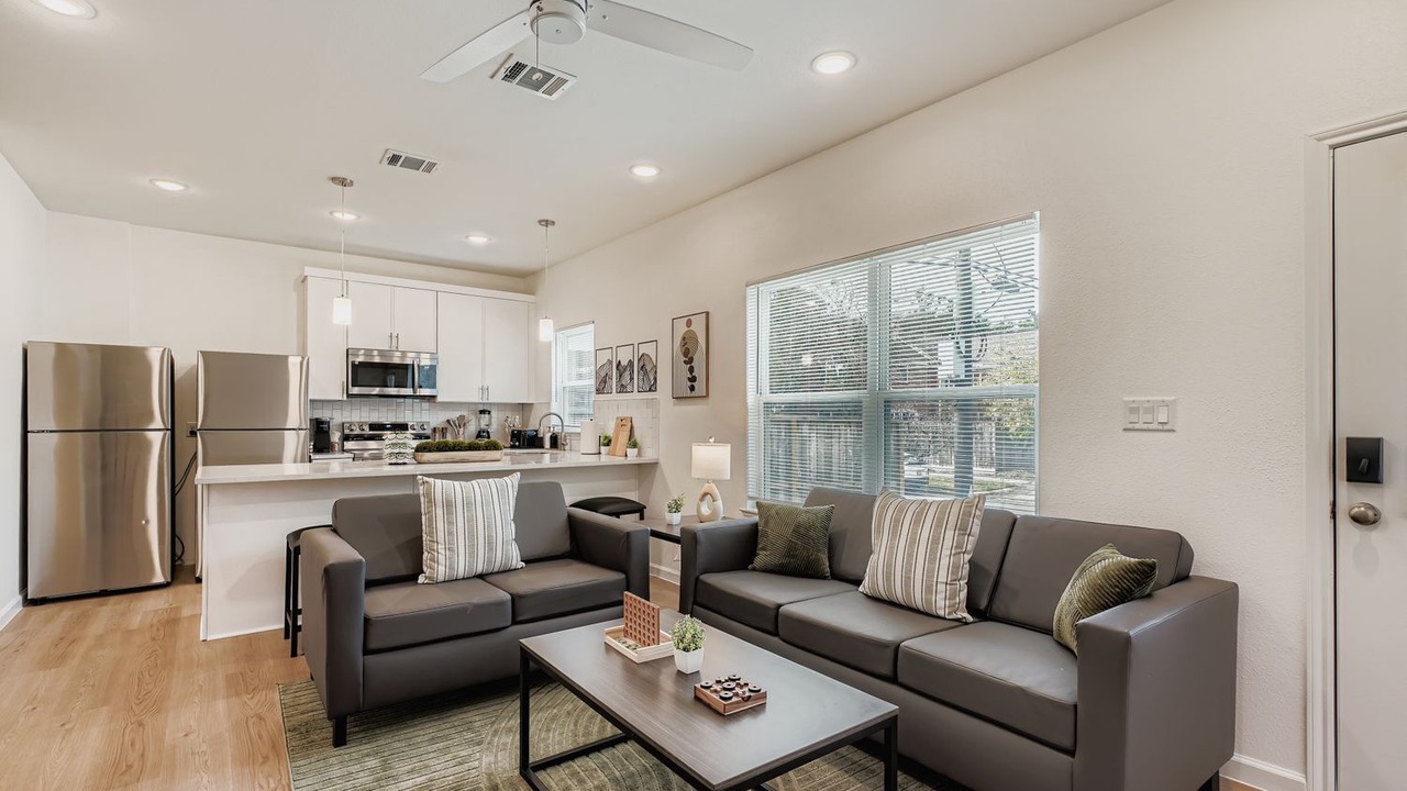 Photo of Livingroom in Southgate