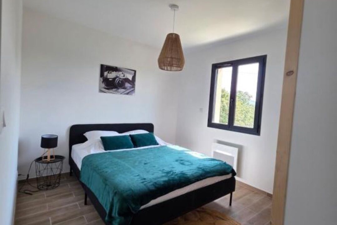 Photo of Bedroom in Rochemaure