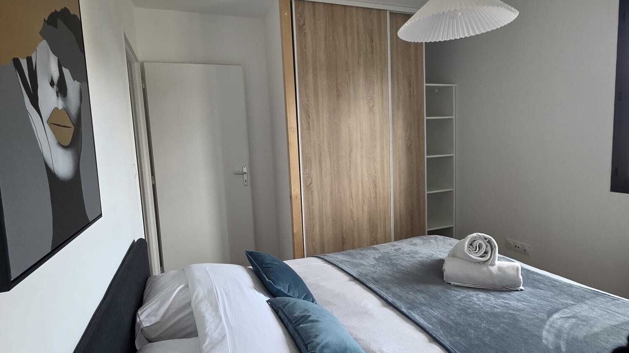 Photo of Bedroom in Rochemaure