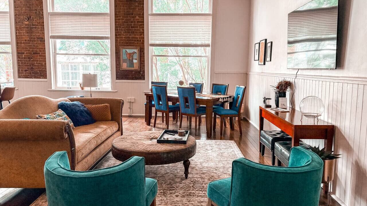 Photo of Livingroom in Downtown Greensboro