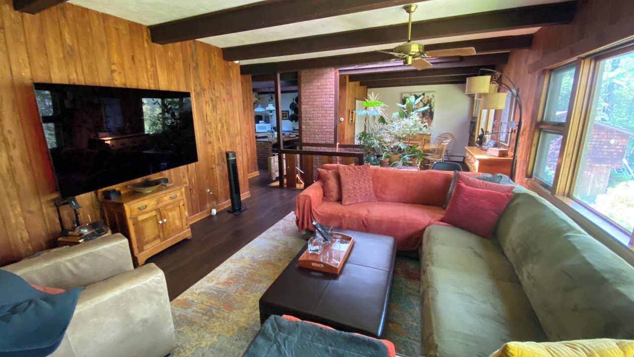 Photo of Livingroom in Bearsville