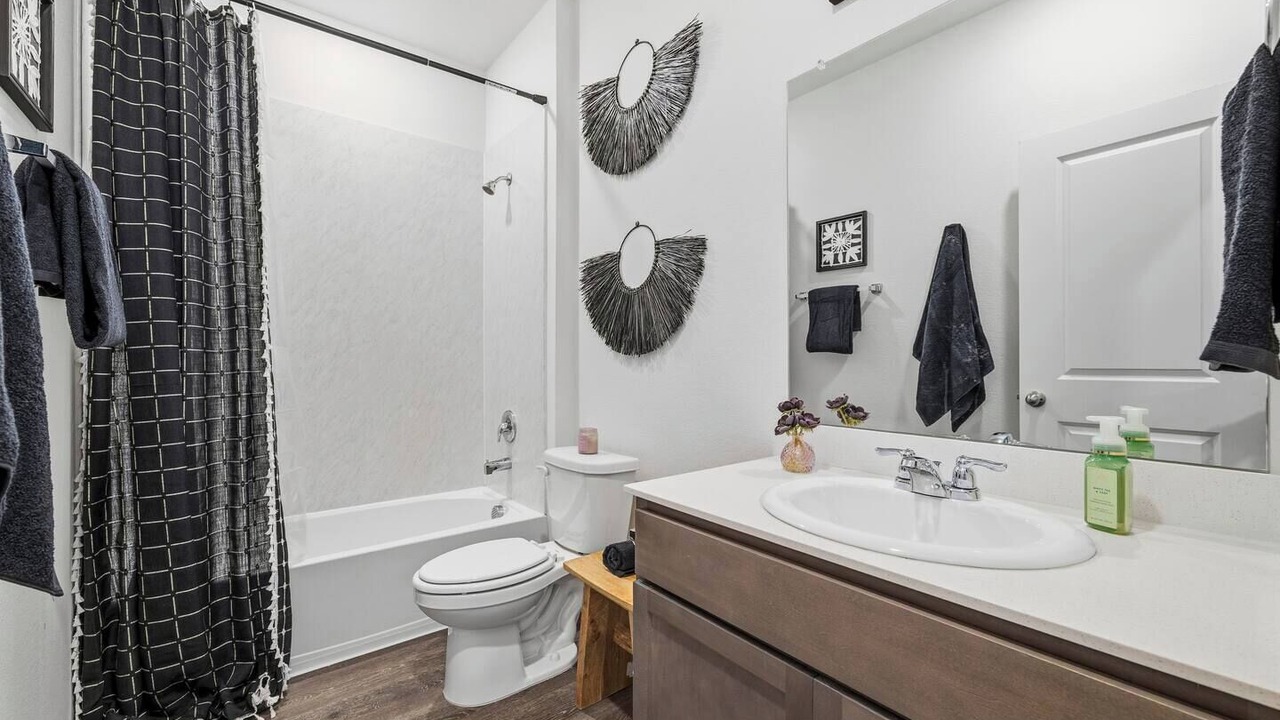 Photo of Bathroom in Waxahachie