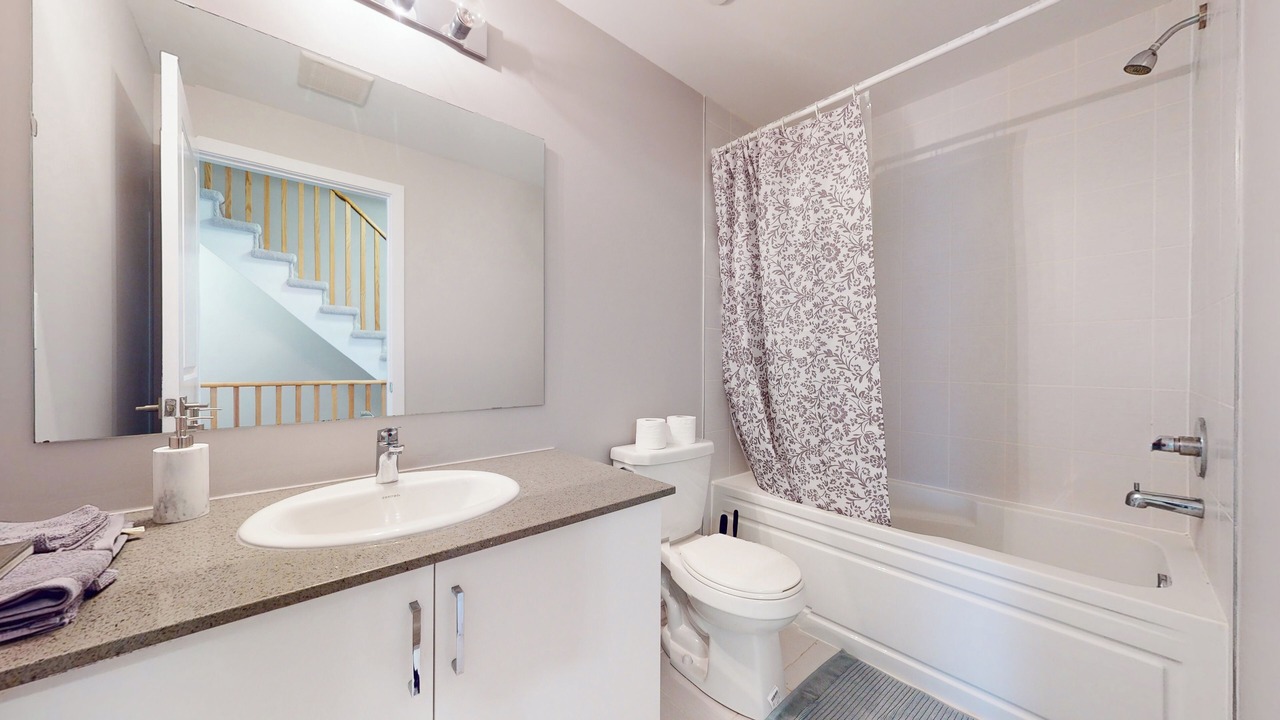 Photo of Bathroom in Newtonbrook