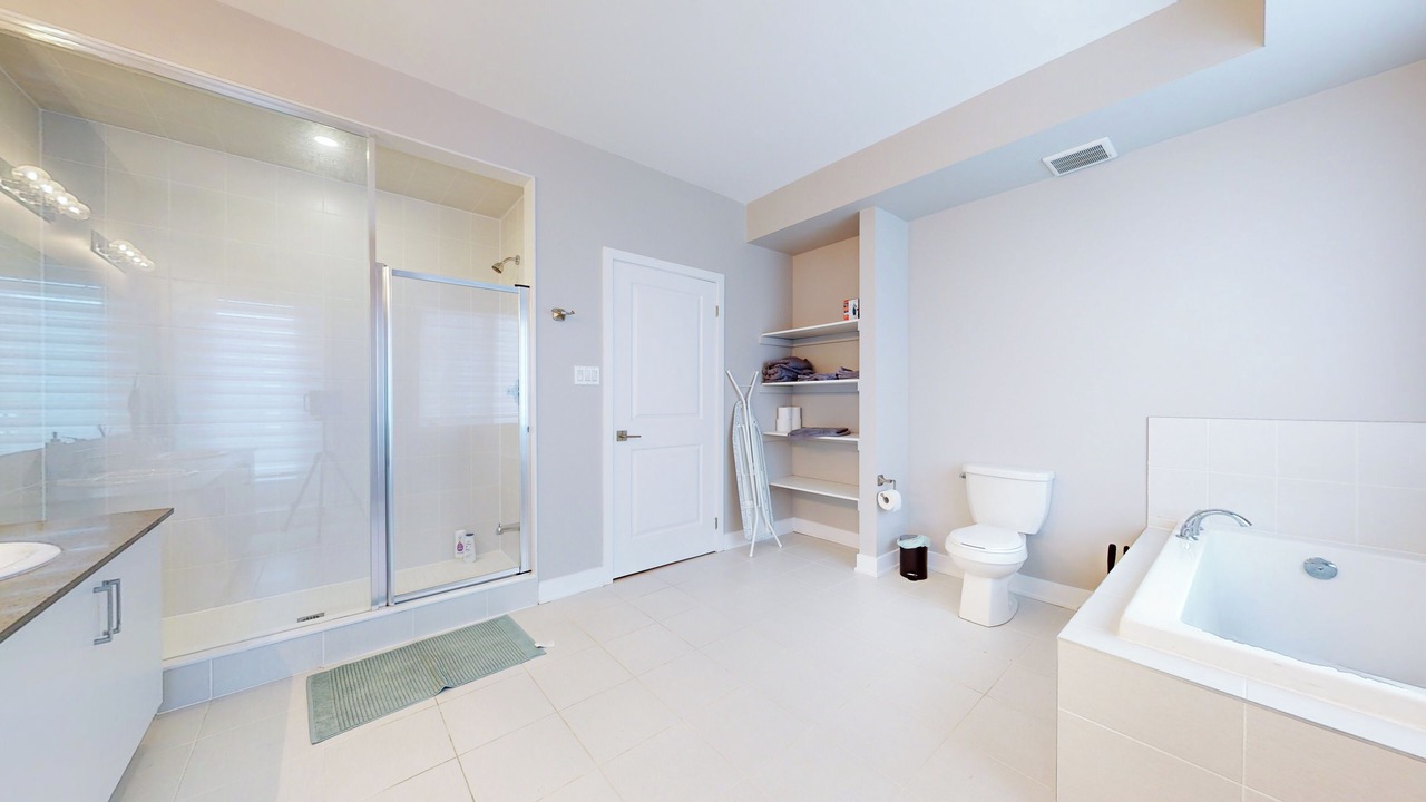 Photo of Bathroom in Newtonbrook