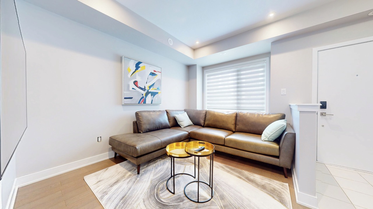 Photo of Livingroom in Newtonbrook