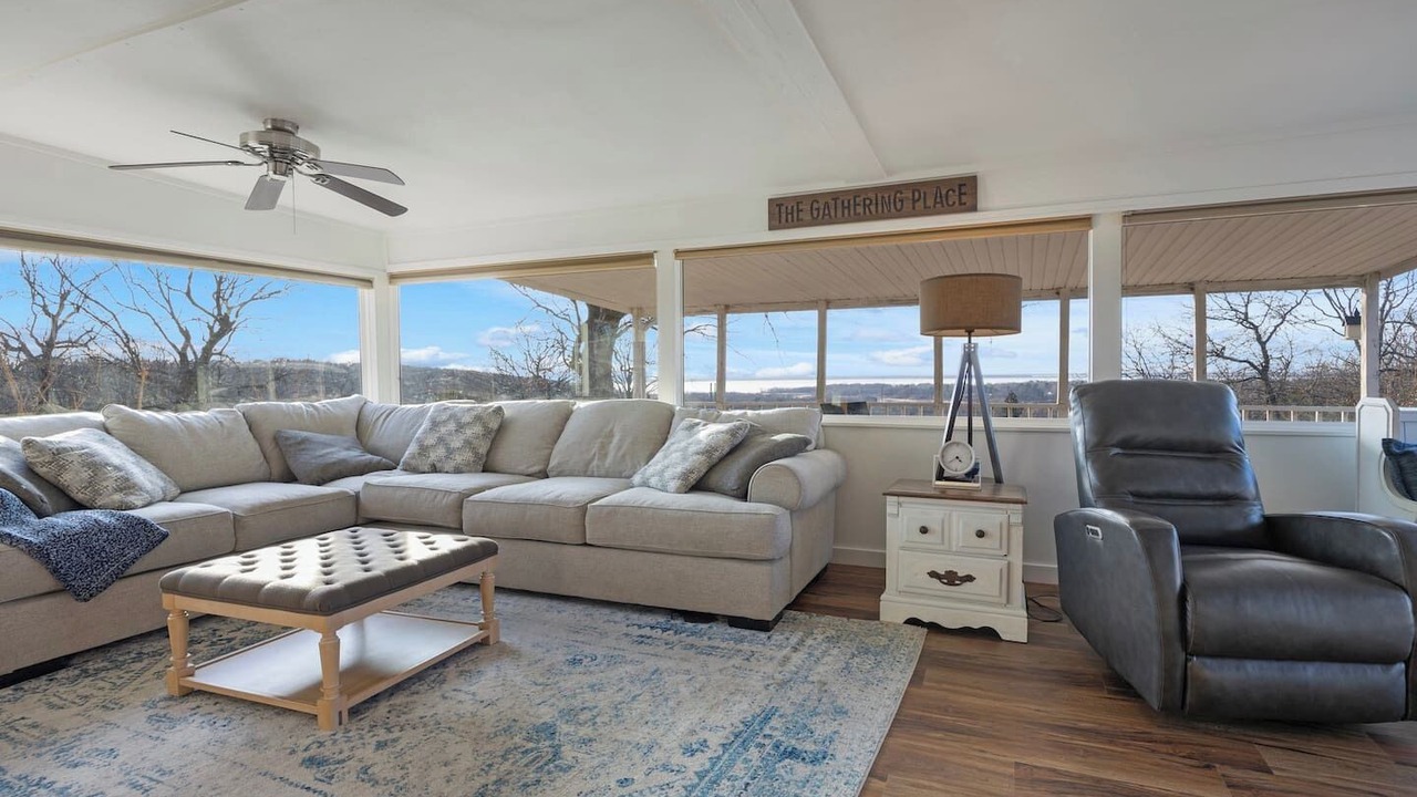 Photo of Livingroom in Eufaula