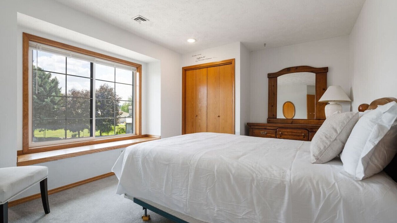 Photo of Bedroom in Greenacres
