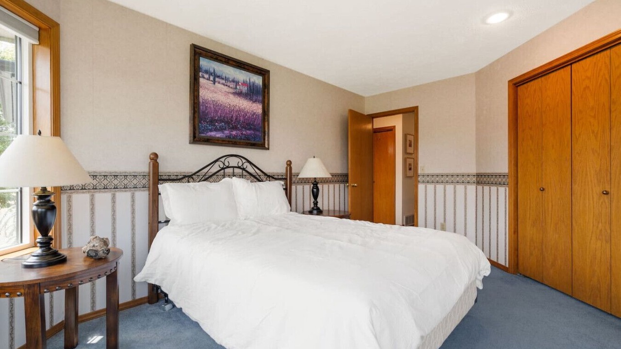 Photo of Bedroom in Greenacres
