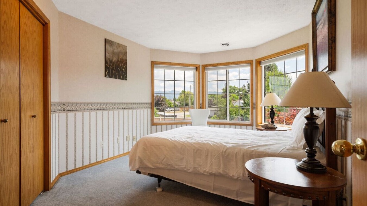 Photo of Bedroom in Greenacres
