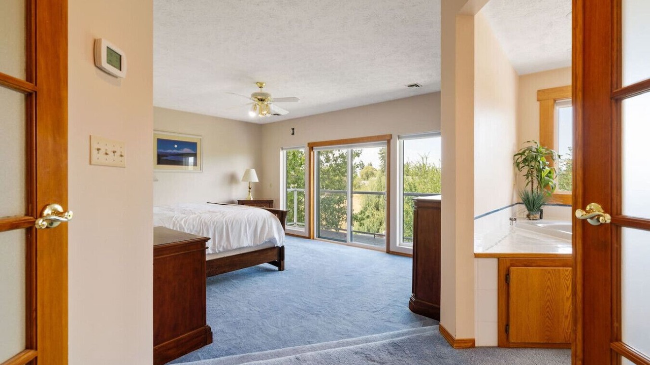 Photo of Bedroom in Greenacres